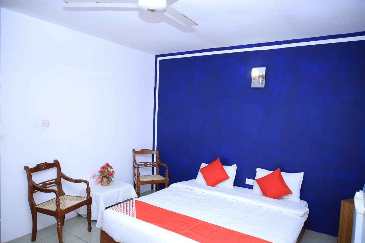 Oyo 318 Pillaiyar Inn Jaffna Exterior photo